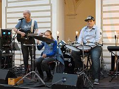 Die Schulband beim Gleichstellungstag