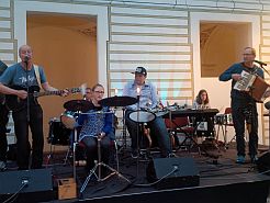 Die Schulband beim Gleichstellungstag